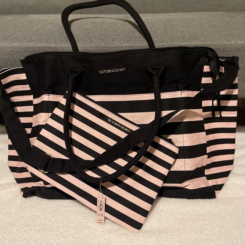 Victoria’s Secret large weekend bag. Color-Pink/Black. Brand New.